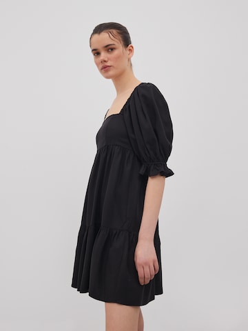 EDITED Dress 'Dafne' in Black: front
