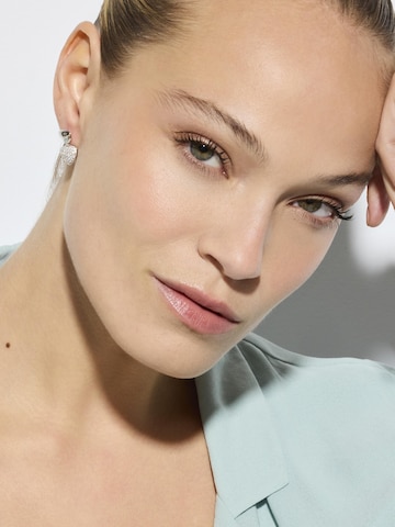 Boucles d'oreilles 'HAJU' Luxenter en blanc