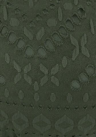 Triangle Hauts de bikini LASCANA en vert