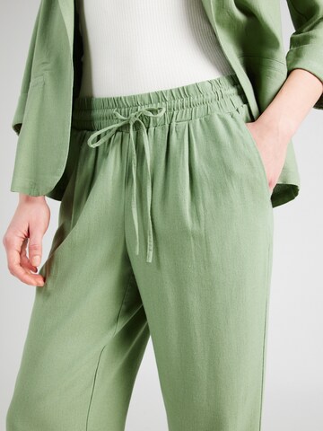 VERO MODA Regular Trousers 'JESMILO ANKLE' in Green