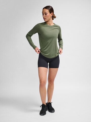 Hummel Performance Shirt in Green