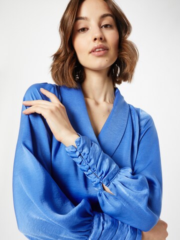 Robe d’été 'Tansy' Neo Noir en bleu