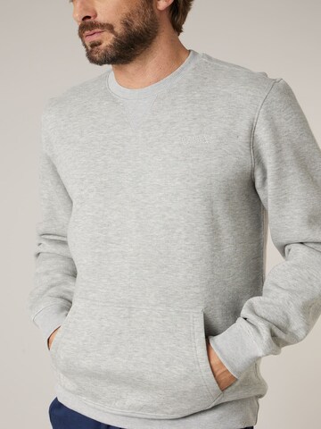 Sweat-shirt 'BENOR' Deeluxe en gris