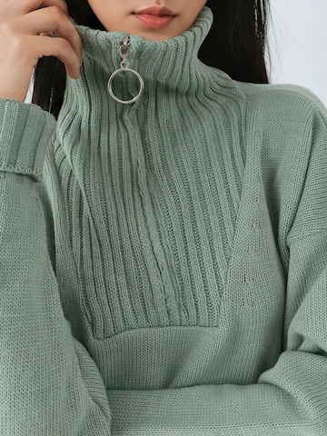 Pullover di My fashion in verde