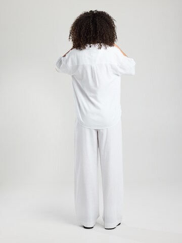 America Today Blouse in Wit