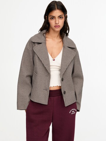 Palton de primăvară-toamnă de la Pull&Bear pe bej: față