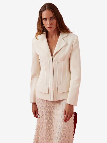 NOCTURNE Blazer in White: front