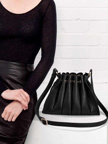 Gretchen Pouch 'Fan' in Black