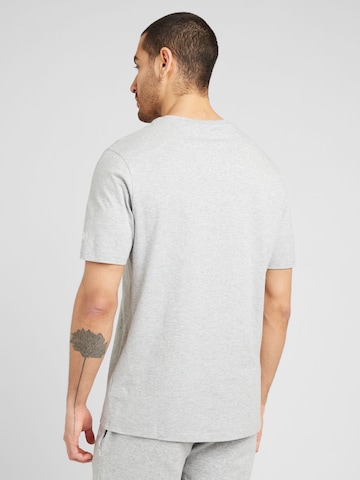 NEW ERA T-shirt 'ESSENTL' i grå