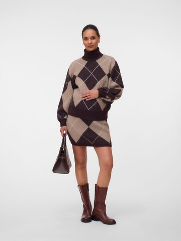 Vero Moda Maternity - Jersey 'VMMDarla' en marrón