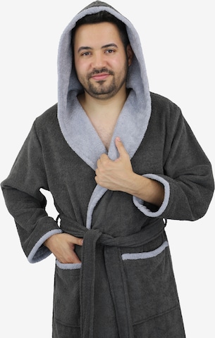 HOME AFFAIRE Long Bathrobe in Grey