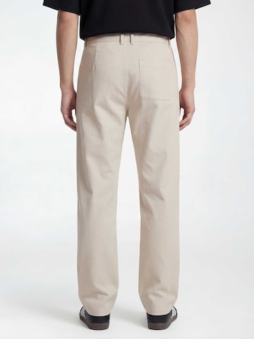 TRAPP Обычный Брюки-чинос в Белый