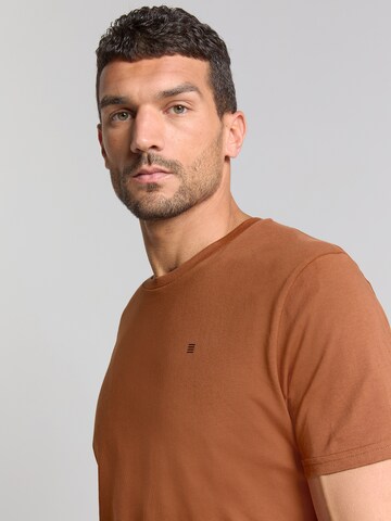 No Excess T-Shirt in Braun