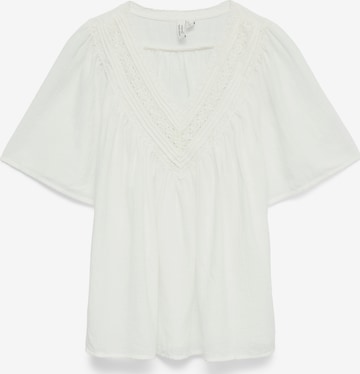 VERO MODA - Blusa 'VMKARLA' en blanco: frente