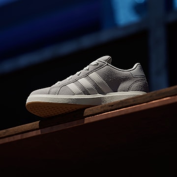 ADIDAS SPORTSWEAR Σνίκερ 'Grand Court 00s' σε γκρι