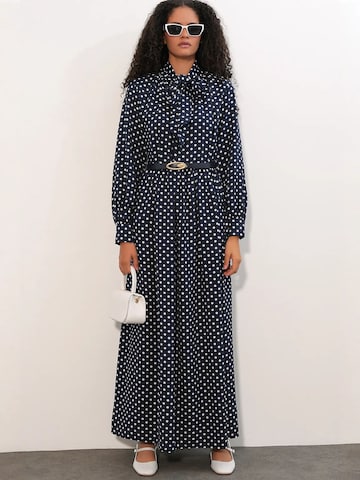 Bigdart Jurk in Blauw: voorkant