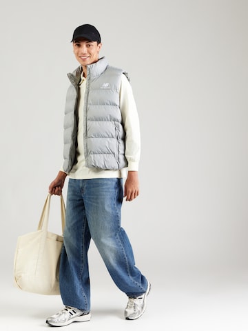 Gilet new balance en gris