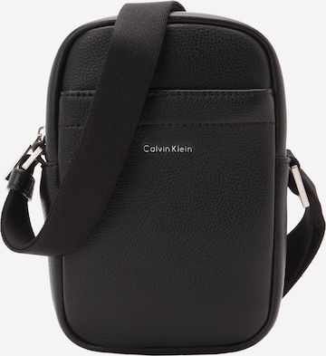 Calvin Klein Olkalaukku värissä musta: etupuoli