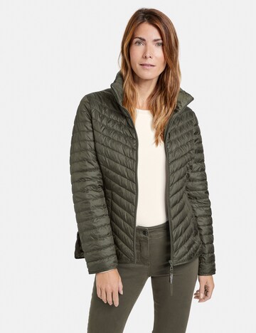 GERRY WEBER Jacke in Grün: predná strana