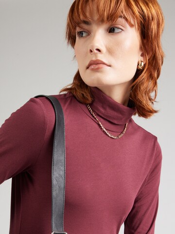 ARMEDANGELS Футболка в Красный