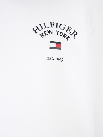 Tommy Hilfiger Big & Tall Μπλούζα φούτερ 'ARCHED VARSITY' σε λευκό