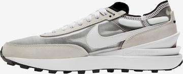 Nike Sportswear Matalavartiset tennarit 'Waffle One' värissä valkoinen