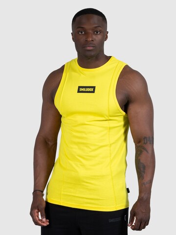 T-Shirt fonctionnel 'Richard' Smilodox en jaune