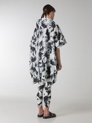 DEHA Poncho in Schwarz