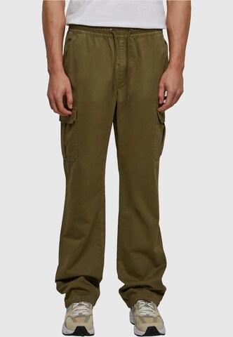 Urban Classics Loose fit Cargo trousers in Green: front