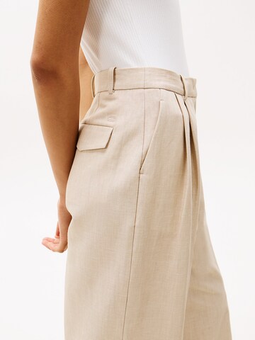 Wide Leg Pantalon à pince TOMMY HILFIGER en beige
