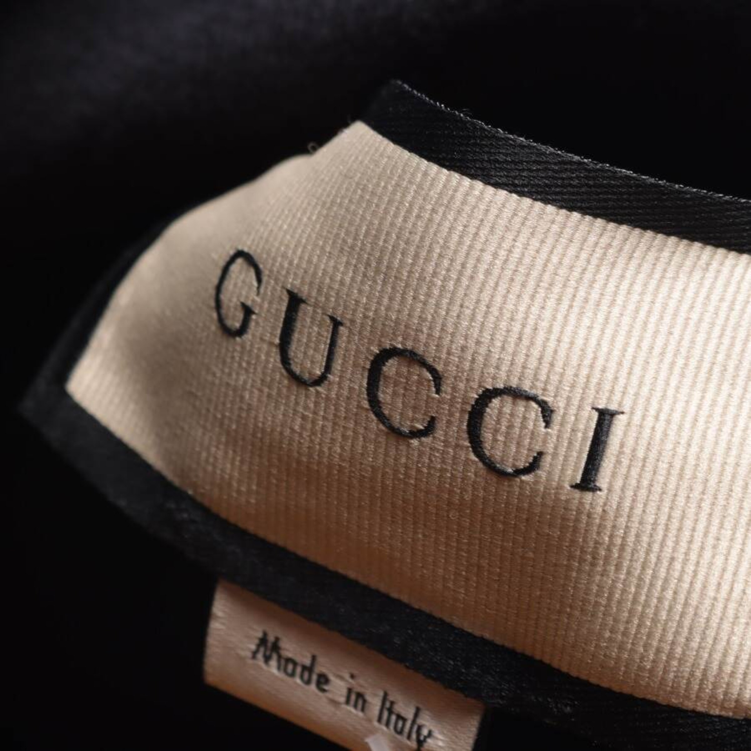 GUCCI Ivory sweatshirt with zip | TheDoubleF