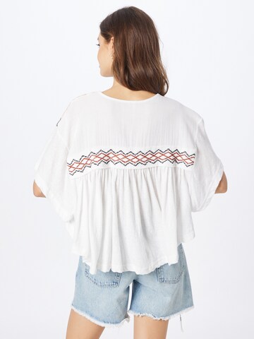 Free People - Blusa en blanco