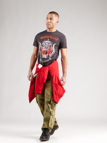 AMPLIFIED Koszulka 'MOTORHEAD - WARPIG FLAMES' w kolorze szary