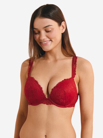 Reggiseno 'Soupcon' di ETAM in rosso: frontale