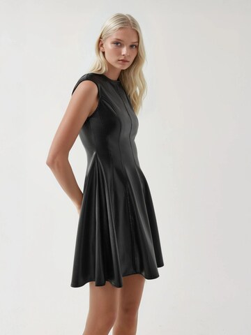 Busem Dress in Black