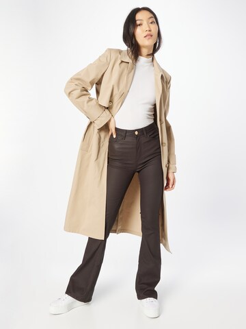 River Island - Acampanado Vaquero en marrón
