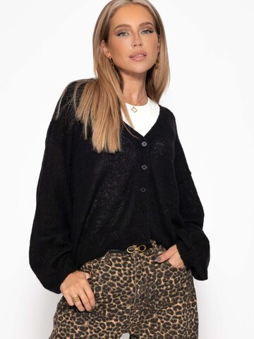 SASSYCLASSY Strickjacke‌‌ in Schwarz: Vorderseite