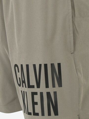 Calvin Klein Swimwear - Bermudas en gris