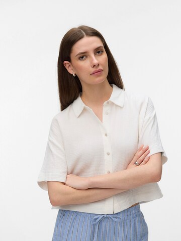 Camicia da donna 'VMNATALI' di VERO MODA in bianco: frontale