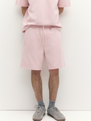 Pull&Bear Loosefit Shorts 'STWD' in Pink: Vorderseite
