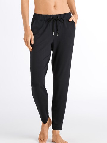 Hanro Tapered Pants 'Balance' in Black: front