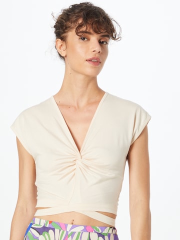 ABOUT YOU Shirt 'Nanni' in Beige: front