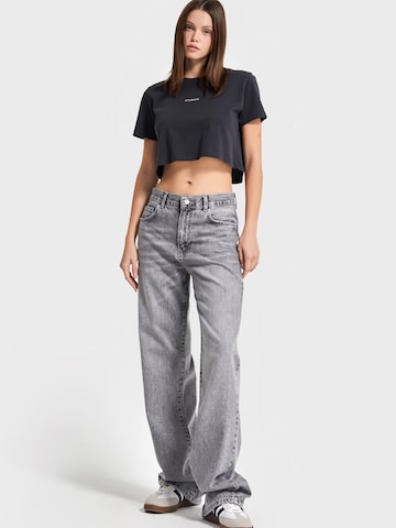 IT'S BASIC Loosefit Jeans 'Loose High Rise Jeans' in Grijs: voorkant