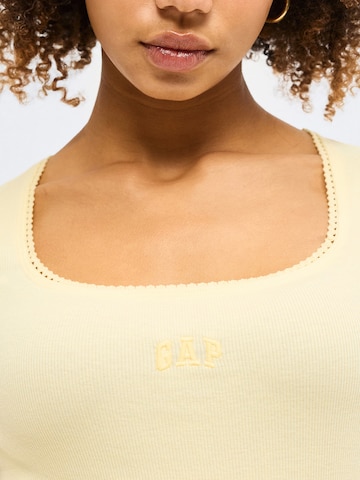 GAP Тениска в жълто