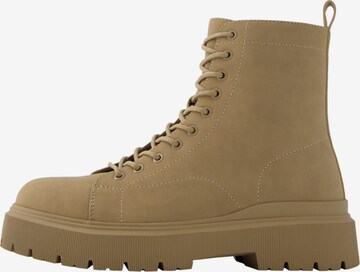 Bershka Schnürboots in Beige