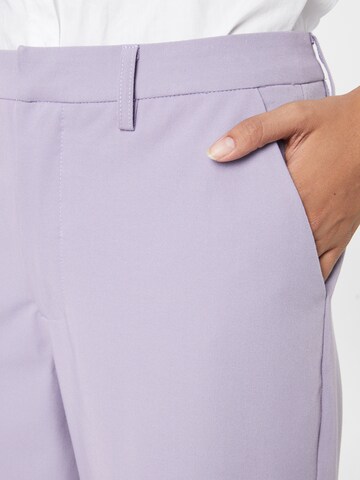 Moves - Loosefit Pantalón chino 'Hamasti' en lila