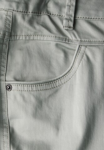 STREET ONE Slim fit Pants in Green