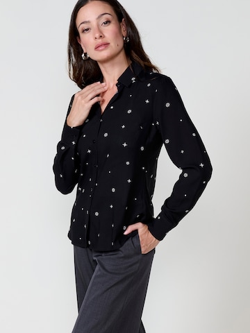 KOROSHI - Blusa en negro