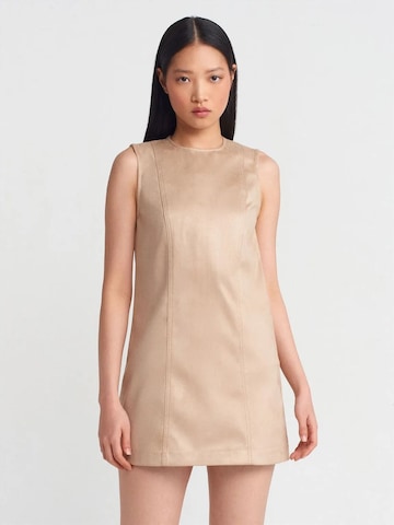 Robe Dilvin en beige : devant