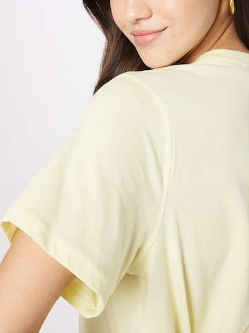 WEEKDAY T-Shirt 'Essence Standard' in Gelb